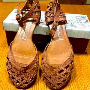 Minimal structure sandals from Jeffery Campbell